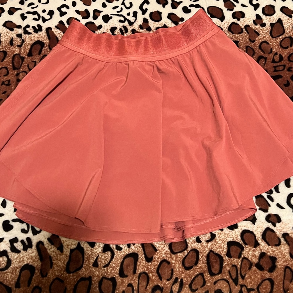 Lululemon court rival skirt- cherry tint (Tall)
